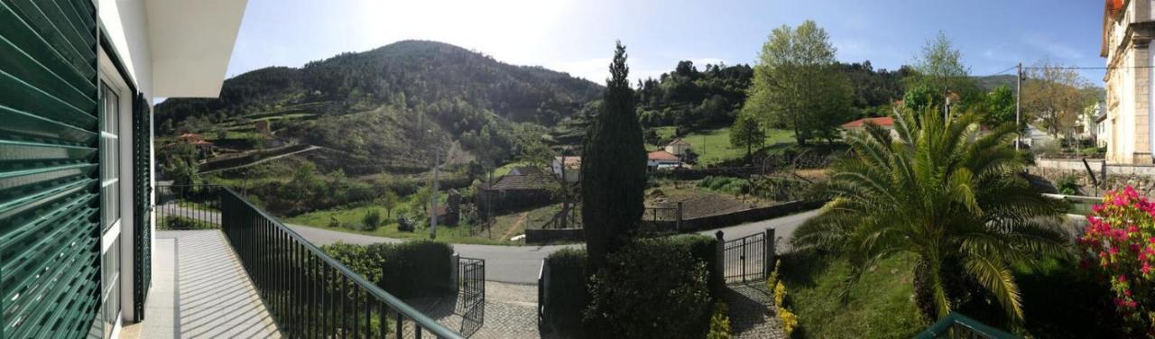 Casa Largo Da Igreja Villa Teixeira Dış mekan fotoğraf